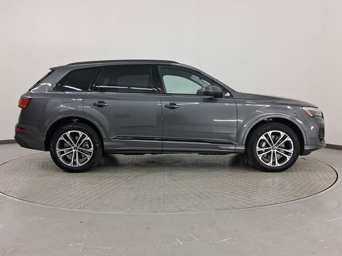 Used 2026 Audi Q7 2.0T Premium w/ Convenience Plus Package AWD/4WD image 8