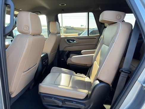 Used 2024 Chevrolet Tahoe Premier image 8