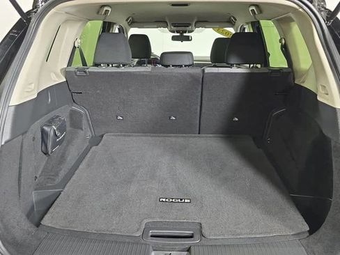 Used 2023 Nissan Rogue SV image 13