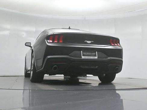 Used 2024 Ford Mustang Coupe RWD image 41