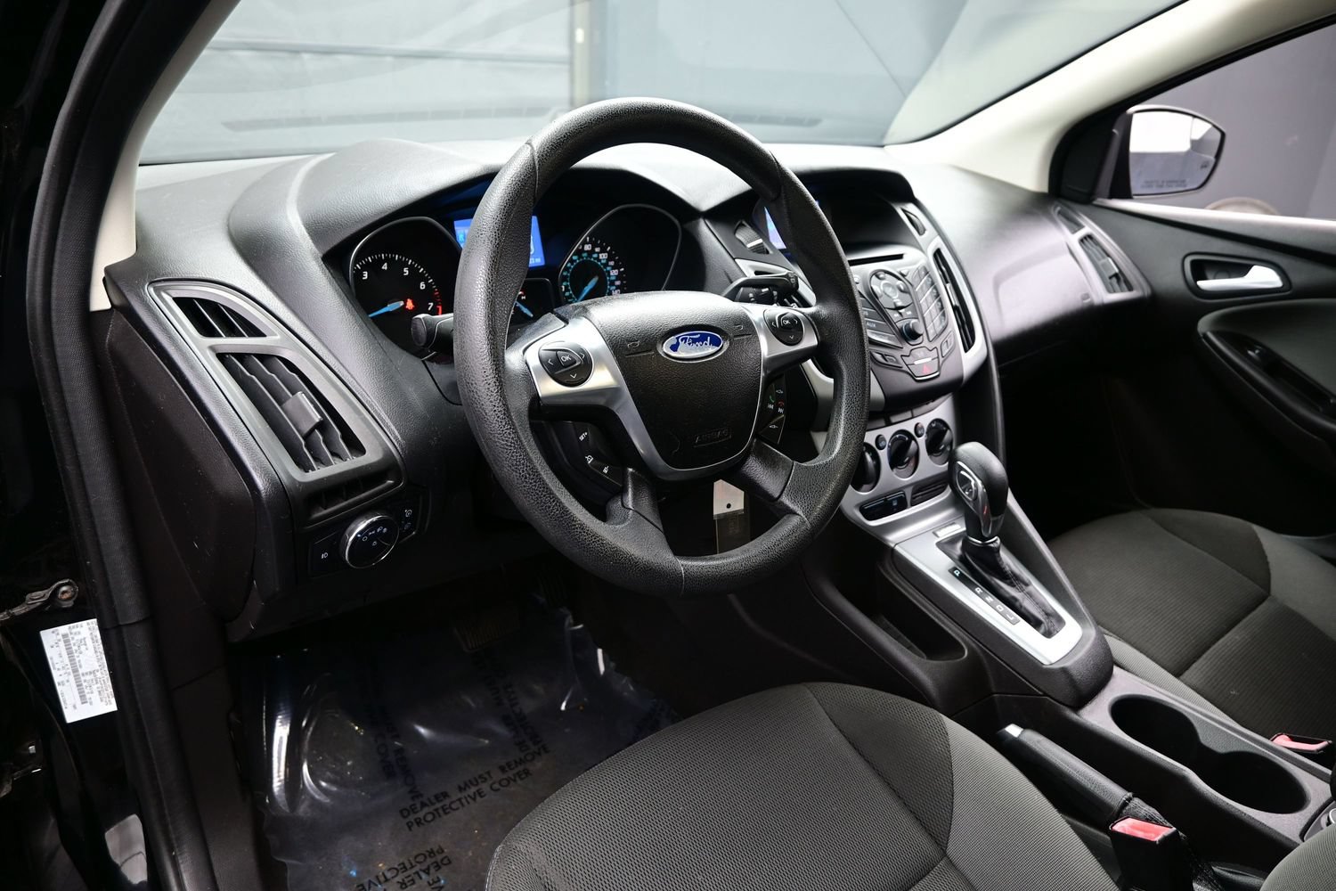Used 2012 Ford Focus SE FWD image 12