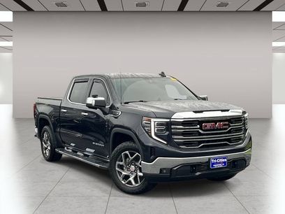 Used 2023 GMC Sierra 1500 SLT w/ SLT Premium Package