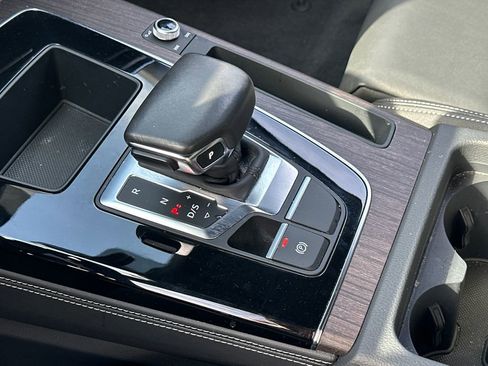 Used 2023 Audi Q5 2.0T Premium Plus w/ Premium Plus Package image 19