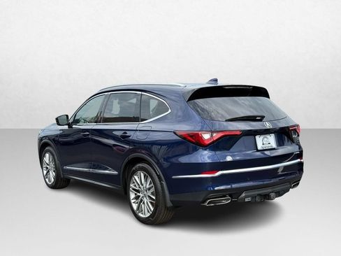 Used 2023 Acura MDX SH-AWD w/ Advance Package image 4