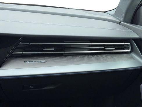 Used 2025 Audi A3 2.0T Premium image 20