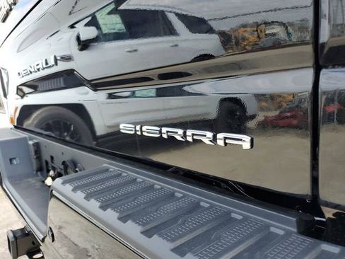 New 2026 GMC Sierra 1500 Denali w/ Denali Reserve Package AWD/4WD image 8