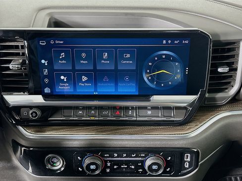 Used 2024 Chevrolet Silverado 1500 LT image 23