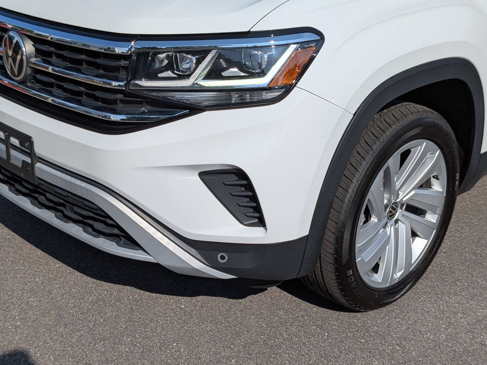 Used 2022 Volkswagen Atlas Cross Sport SE AWD/4WD image 9