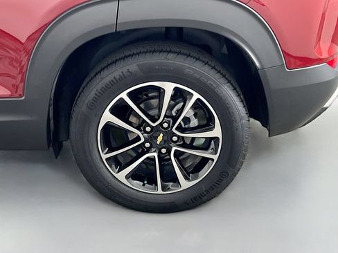 Used 2024 Chevrolet TrailBlazer LT w/ Convenience Package FWD image 36