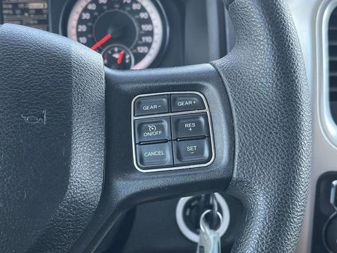 Used 2019 RAM 1500 Classic SLT image 27