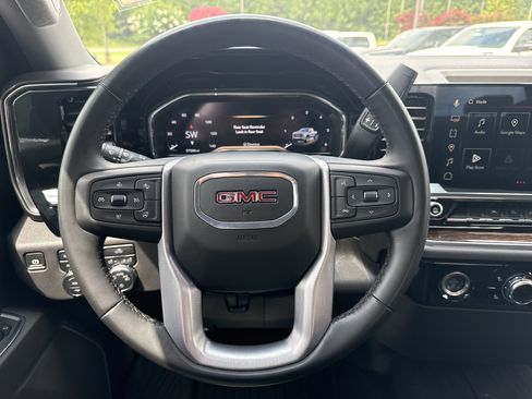 Used 2024 GMC Sierra 1500 SLE w/ X31 Off-Road Package AWD/4WD image 24