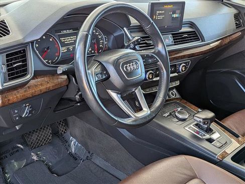 Used 2018 Audi Q5 2.0T Premium Plus w/ Premium Plus Package image 10