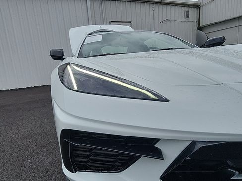 Used 2026 Chevrolet Corvette Stingray Coupe w/ Z51 Performance Package RWD image 12