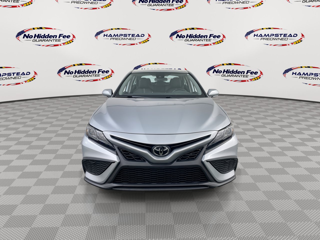Used 2023 Toyota Camry SE FWD image 4