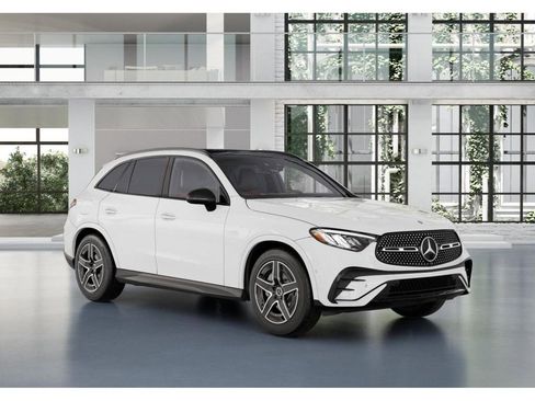 Certified 2026 Mercedes-Benz GLC 300 4MATIC image 11