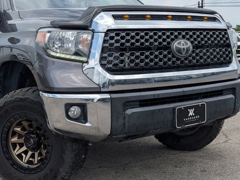 Used 2020 Toyota Tundra SR5 w/ SR5 Upgrade Package AWD/4WD image 9