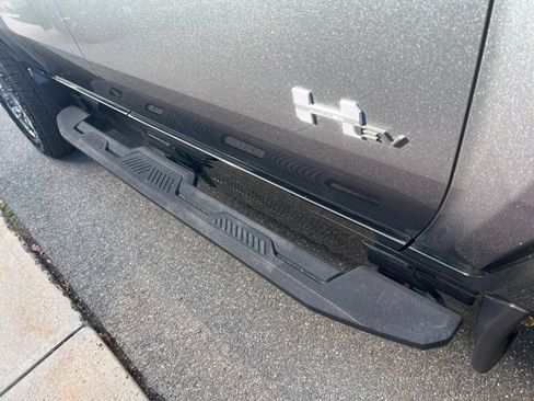 Used 2025 GMC Hummer EV 3X image 14