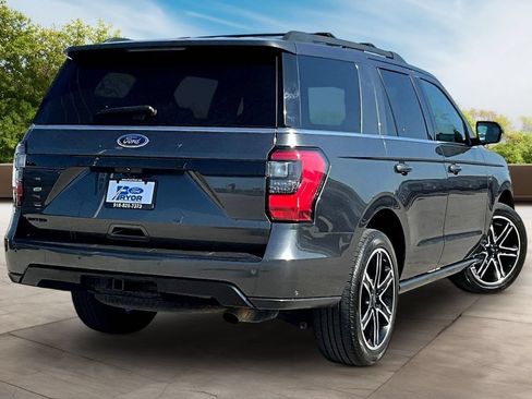 Used 2020 Ford Expedition Limited w/ Equipment Group 303A AWD/4WD image 2