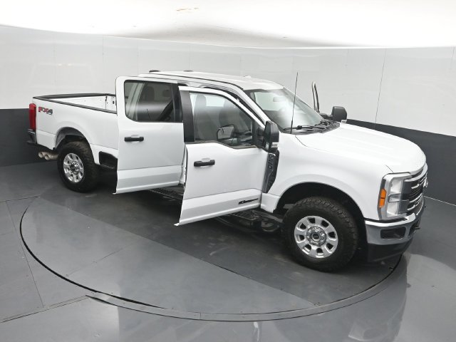 Used 2023 Ford F250 XLT w/ FX4 Off-Road Package AWD/4WD image 63