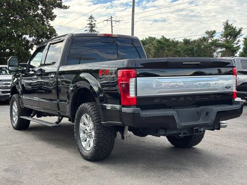 Used 2017 Ford F250 Platinum w/ Platinum Ultimate Package AWD/4WD image 7