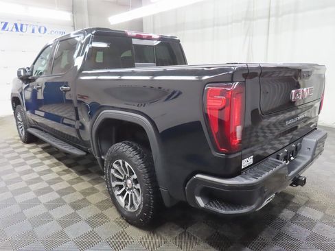 Used 2022 GMC Sierra 1500 AT4 w/ AT4 Premium Package image 5