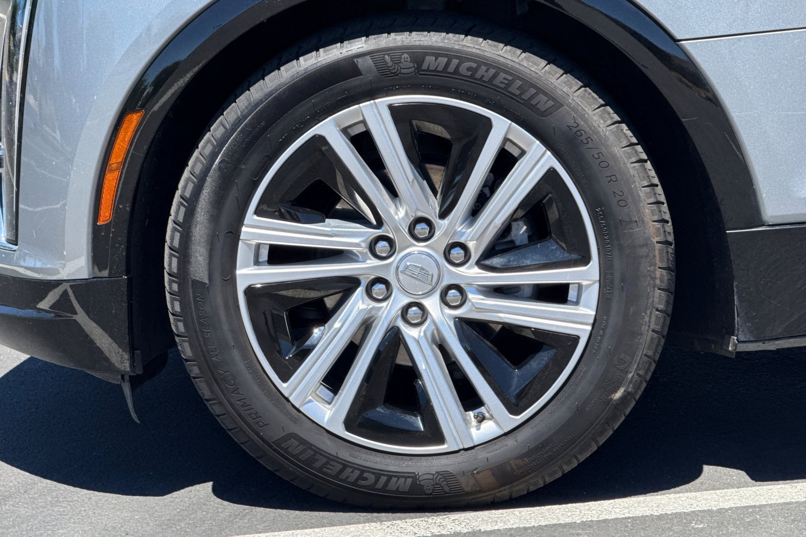 Used 2024 Cadillac Lyriq Tech AWD/4WD image 15