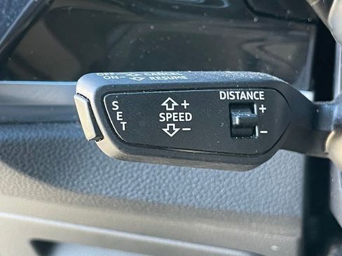 Used 2024 Audi Q3 2.0T Premium image 15