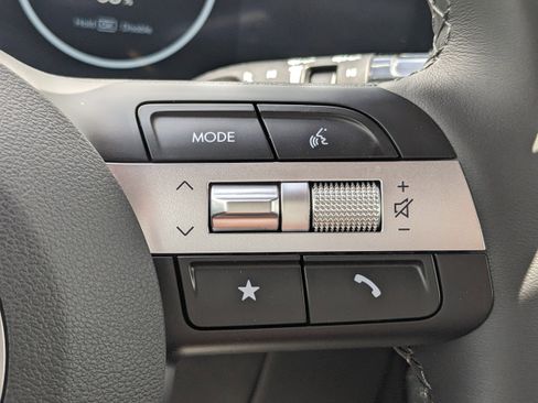 New 2025 Hyundai Tucson SEL image 22