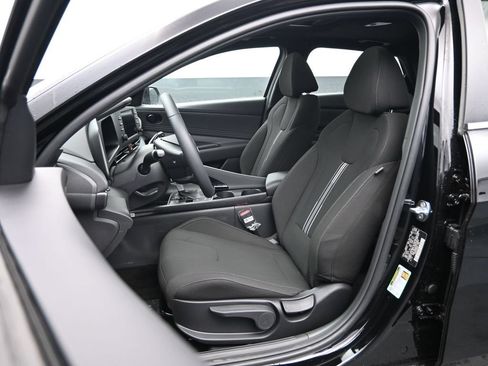 Used 2026 Hyundai Elantra SEL Sport Premium FWD image 25