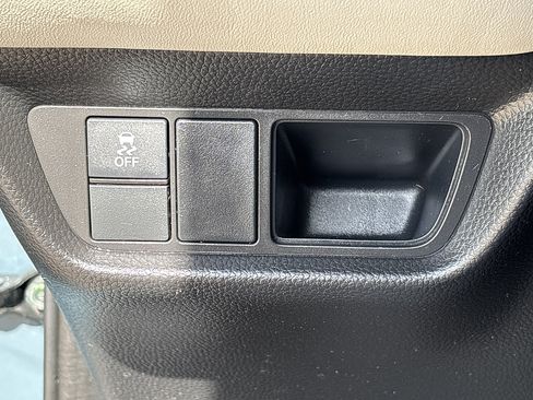 Used 2024 Honda HR-V LX image 38