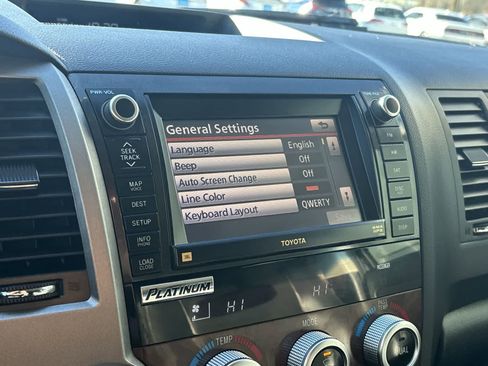 Used 2012 Toyota Tundra Limited image 18