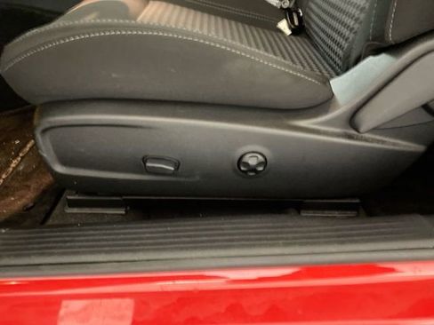 Used 2015 Dodge Challenger R/T w/ Quick Order Package 28B R/T image 25