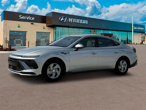 New 2025 Hyundai Sonata SE image 2