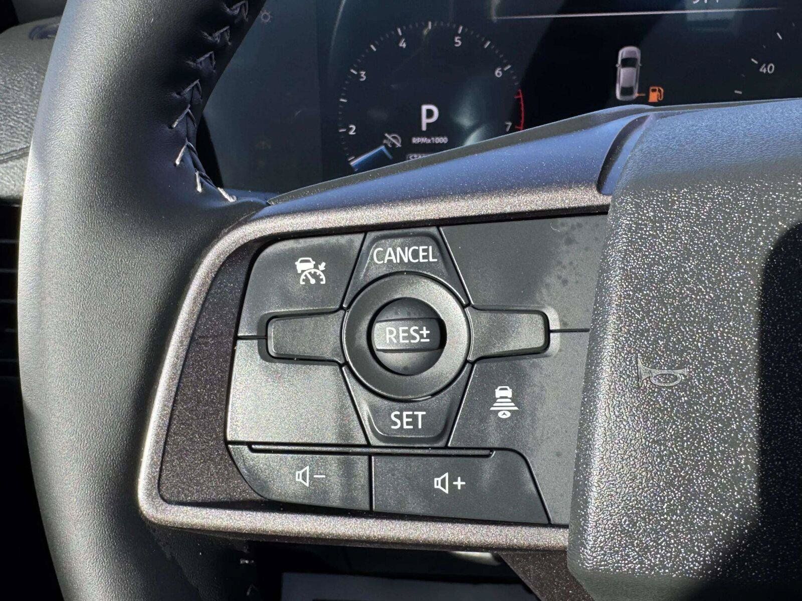 Used 2026 Nissan Sentra SV w/ SV Convenience Package FWD image 16