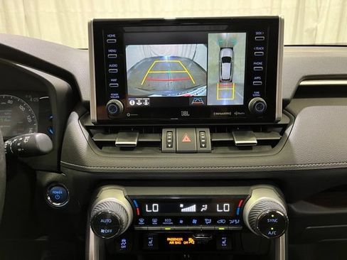Used 2019 Toyota RAV4 Limited AWD/4WD image 20