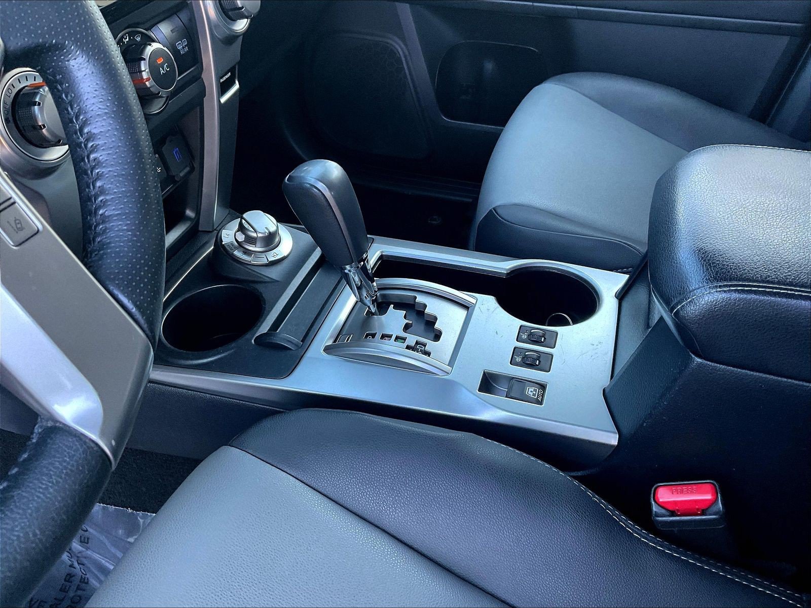 Used 2021 Toyota 4Runner SR5 Premium w/ Moonroof Package AWD/4WD image 18
