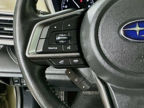 Used 2022 Subaru Outback Limited AWD/4WD image 12