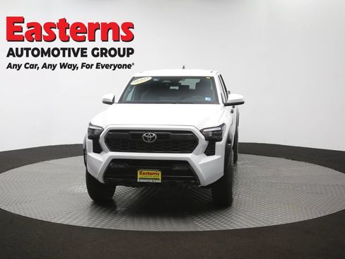 Used 2024 Toyota Tacoma TRD Off-Road AWD/4WD image 56