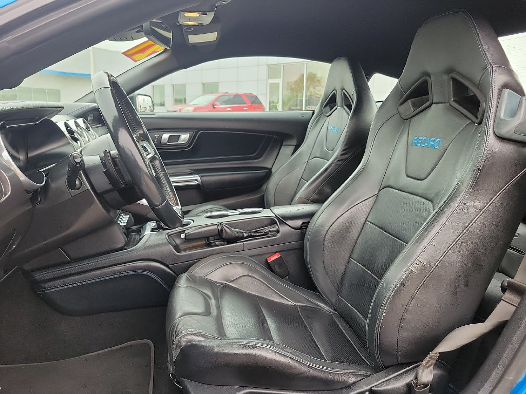 Used 2021 Ford Mustang GT Premium w/ Equipment Group 401A RWD image 23