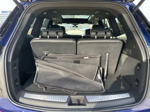 Used 2024 Cadillac XT6 Luxury AWD/4WD image 9