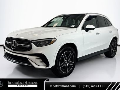 New 2025 Mercedes-Benz GLC 300