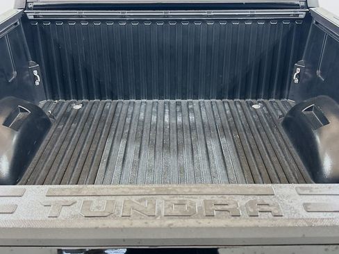 Used 2024 Toyota Tundra Limited AWD/4WD image 23