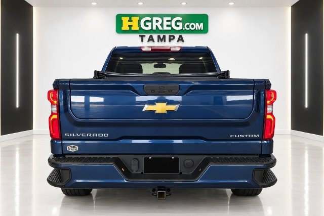 Used 2022 Chevrolet Silverado 1500 Custom w/ Safety Confidence Package RWD image 8