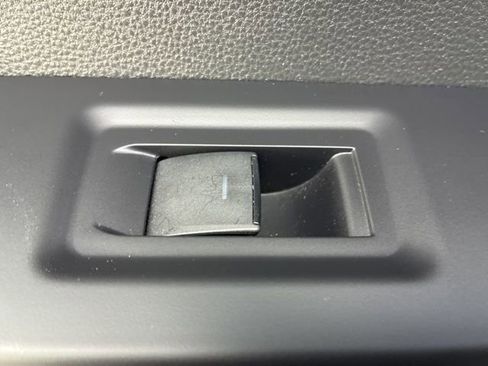 Used 2024 Toyota Tundra Limited image 21