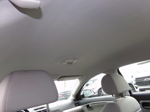 Used 2007 Saturn Aura XE w/ Preferred Pkg image 12