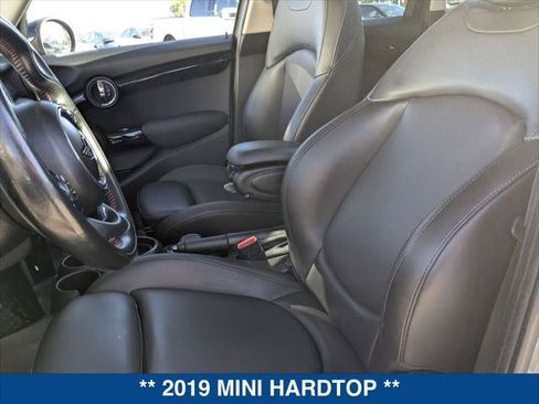 Used 2019 MINI Cooper S image 13