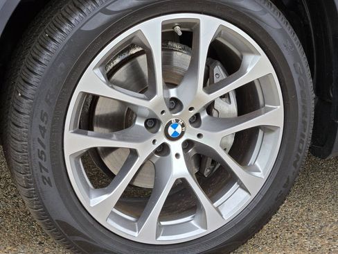 Used 2024 BMW X5 xDrive40i AWD/4WD image 9