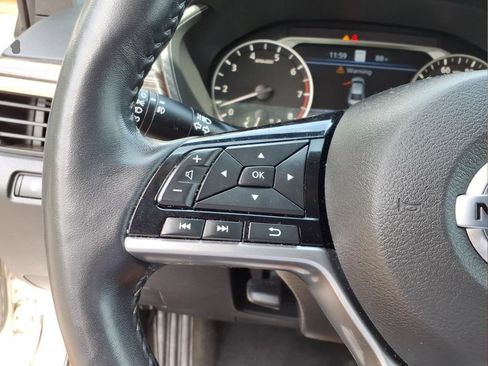 Used 2020 Nissan Altima 2.5 Platinum AWD/4WD image 10