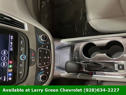 Used 2023 Chevrolet Malibu LT image 17