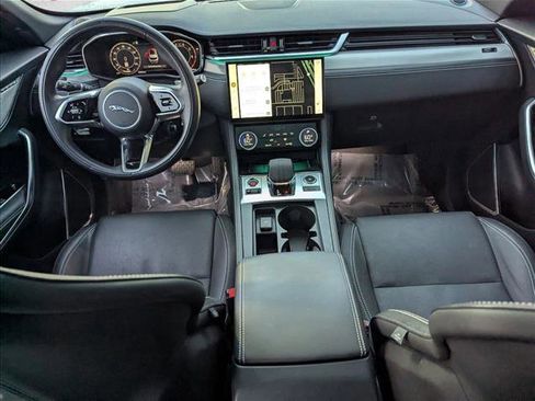 Used 2024 Jaguar F-PACE R-Dynamic S image 18
